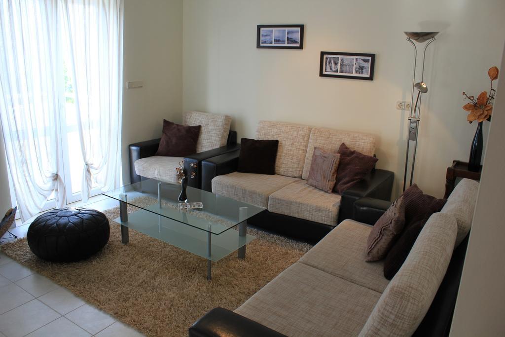 Apartment Marlais A ซัฟทัท ห้อง รูปภาพ